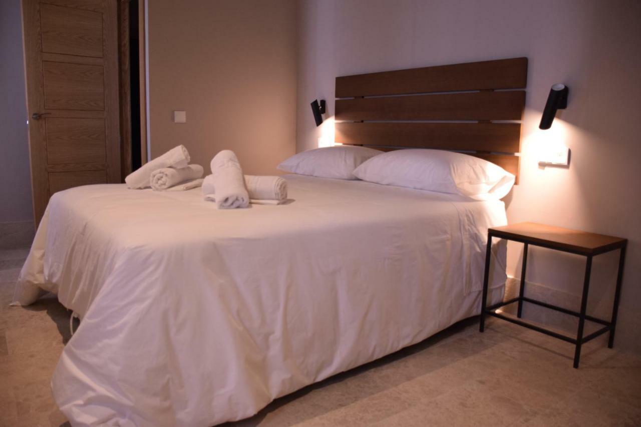 אסטפונה Chacon Apartments & Suites מראה חיצוני תמונה