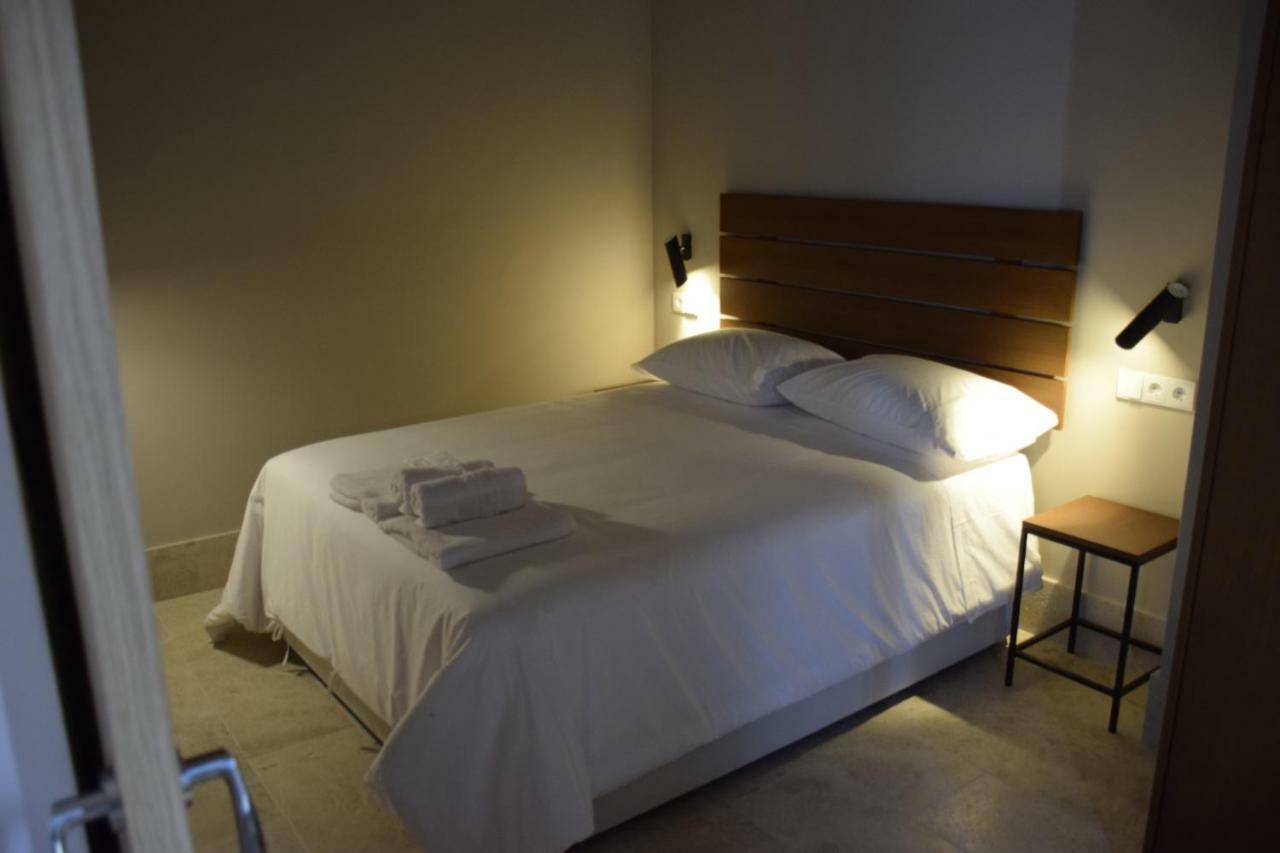 אסטפונה Chacon Apartments & Suites מראה חיצוני תמונה