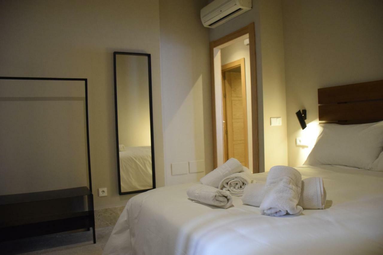 אסטפונה Chacon Apartments & Suites מראה חיצוני תמונה
